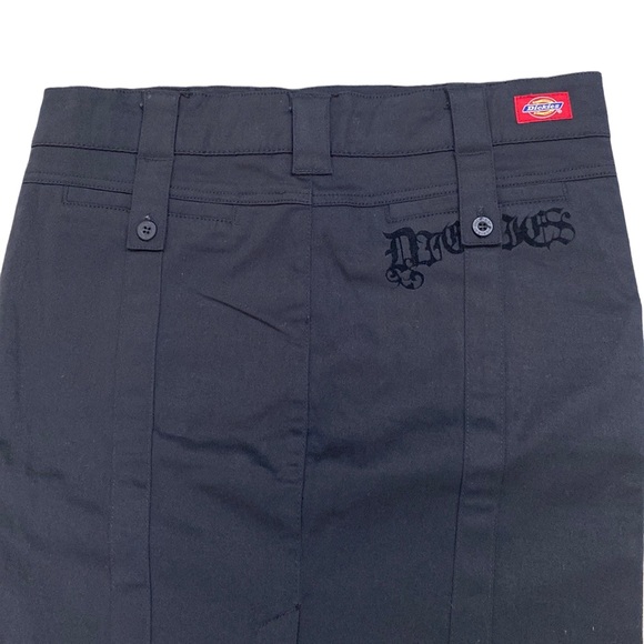BNWOT Dickies Pencil Skirt, Beautiful Detailing! Slit up back, Black - Picture 3 of 16